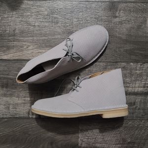 NEW Clark's textured Desert boot - sz 10 - taupe